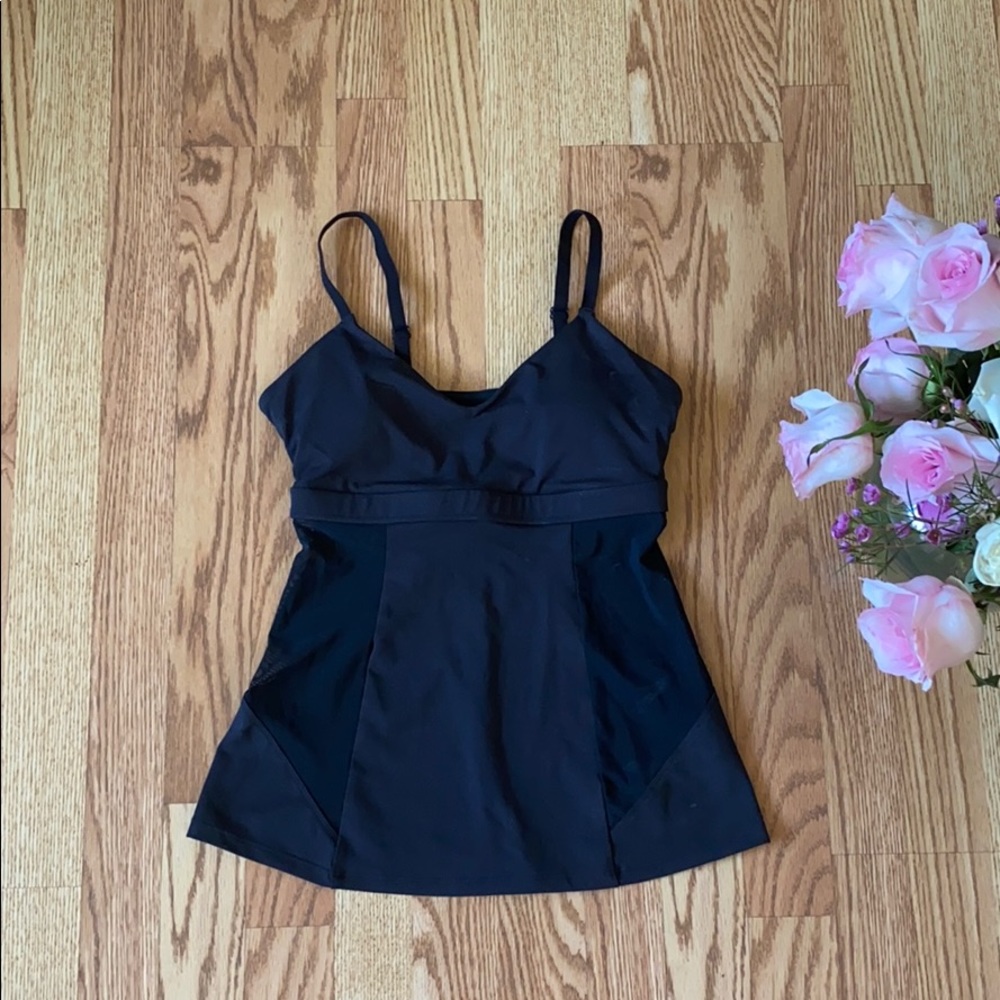 ❤️ Fabletics special edition tank top with Pads